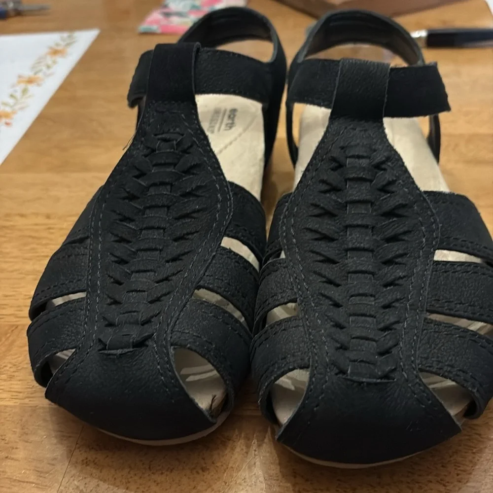 NWOT women’s size 10w Earth Origins sandals . - Picture 8 of 10